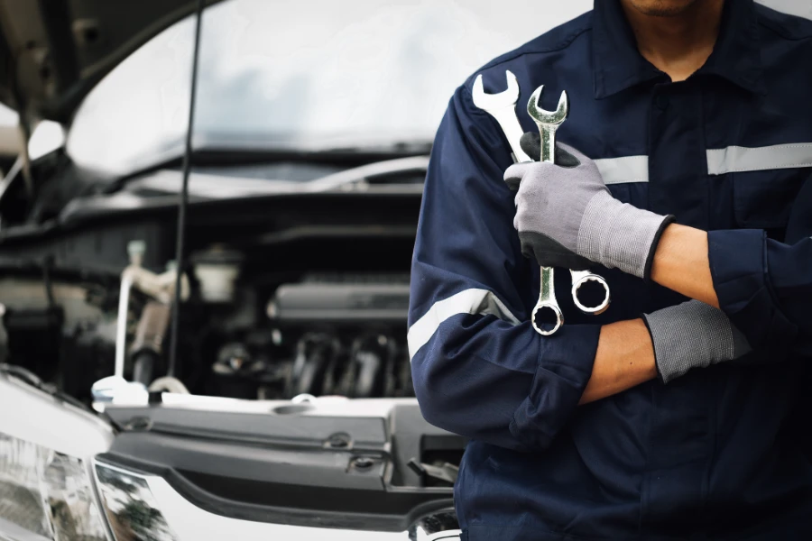 Key Signs Your Vehicle Needs an Engine Replacement Las Vegas, NV